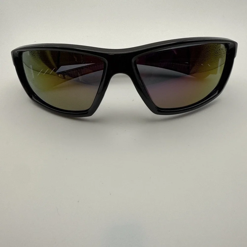 DUCK COMMANDER  Polarized Wrap Sport Sunglasses, Matte Black Accents